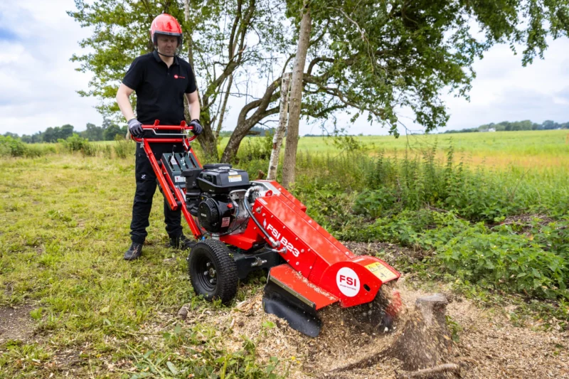 FSI B23_freza za štore z lastnim pogonom_rezkanje štorov FSI B23 freza za štore (z lastnim pogonom)
