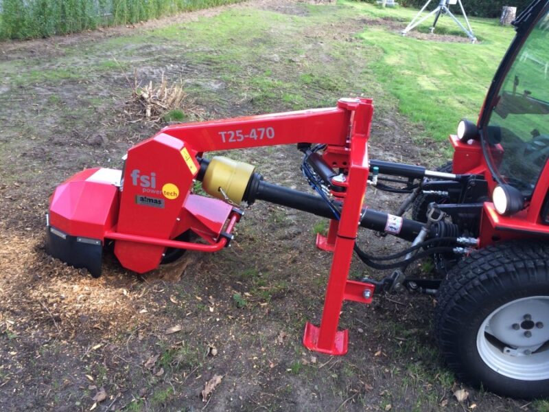 FSI T25 freza za štore - traktorska