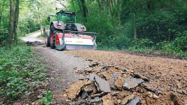 Drobilec PTH Crusher 2500 (za traktor)