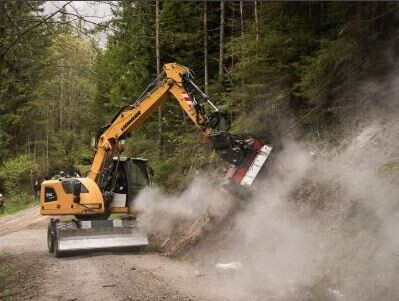 PTH Excavator Crusher EC-M
