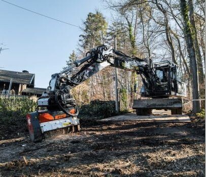 PTH Excavator Crusher serija EC-L_za velik bager_drobilec_rezkalnik_mulčer_multifunkcijski priključek_gozdna in cestna dela PTH Excavator Crusher EC-L